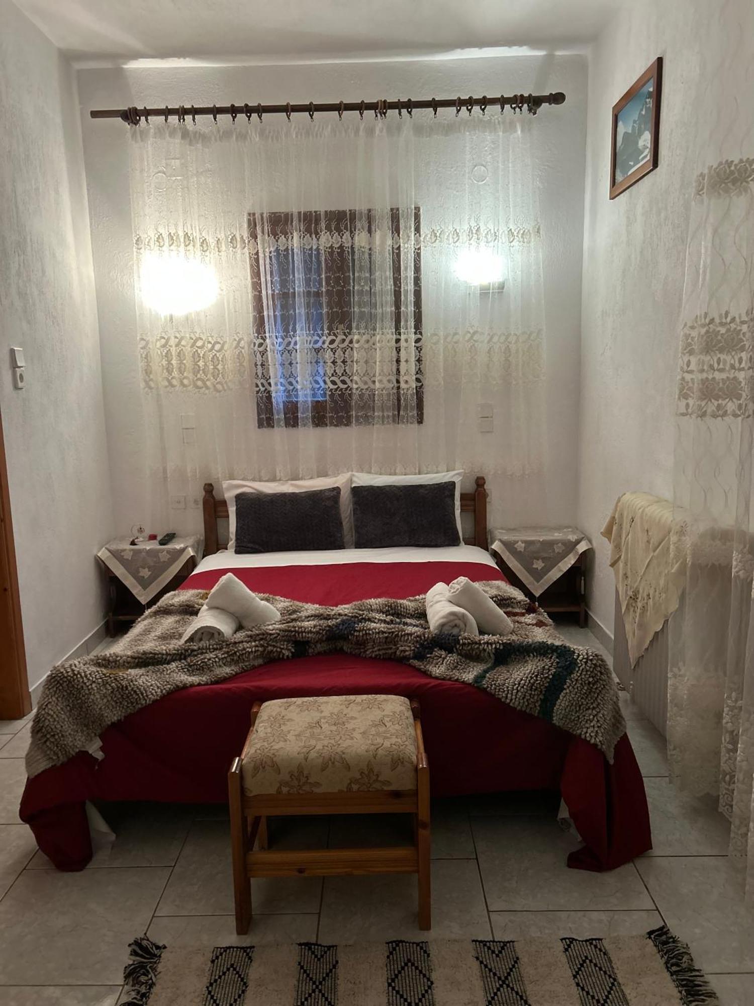 Karpouzis Guesthouse ヴィコス エクステリア 写真